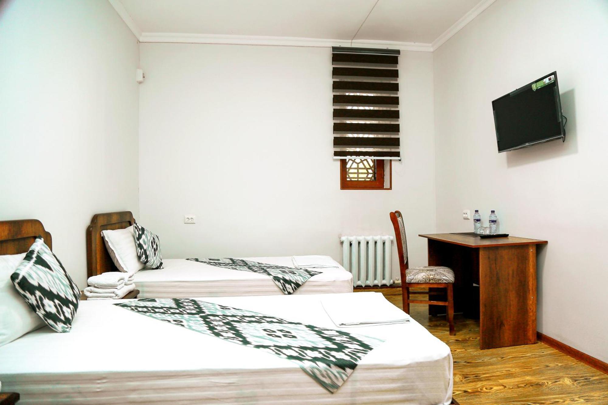 Hotel Mir Адрес Abu Ali Ibn Sino 4A Bukhara Esterno foto